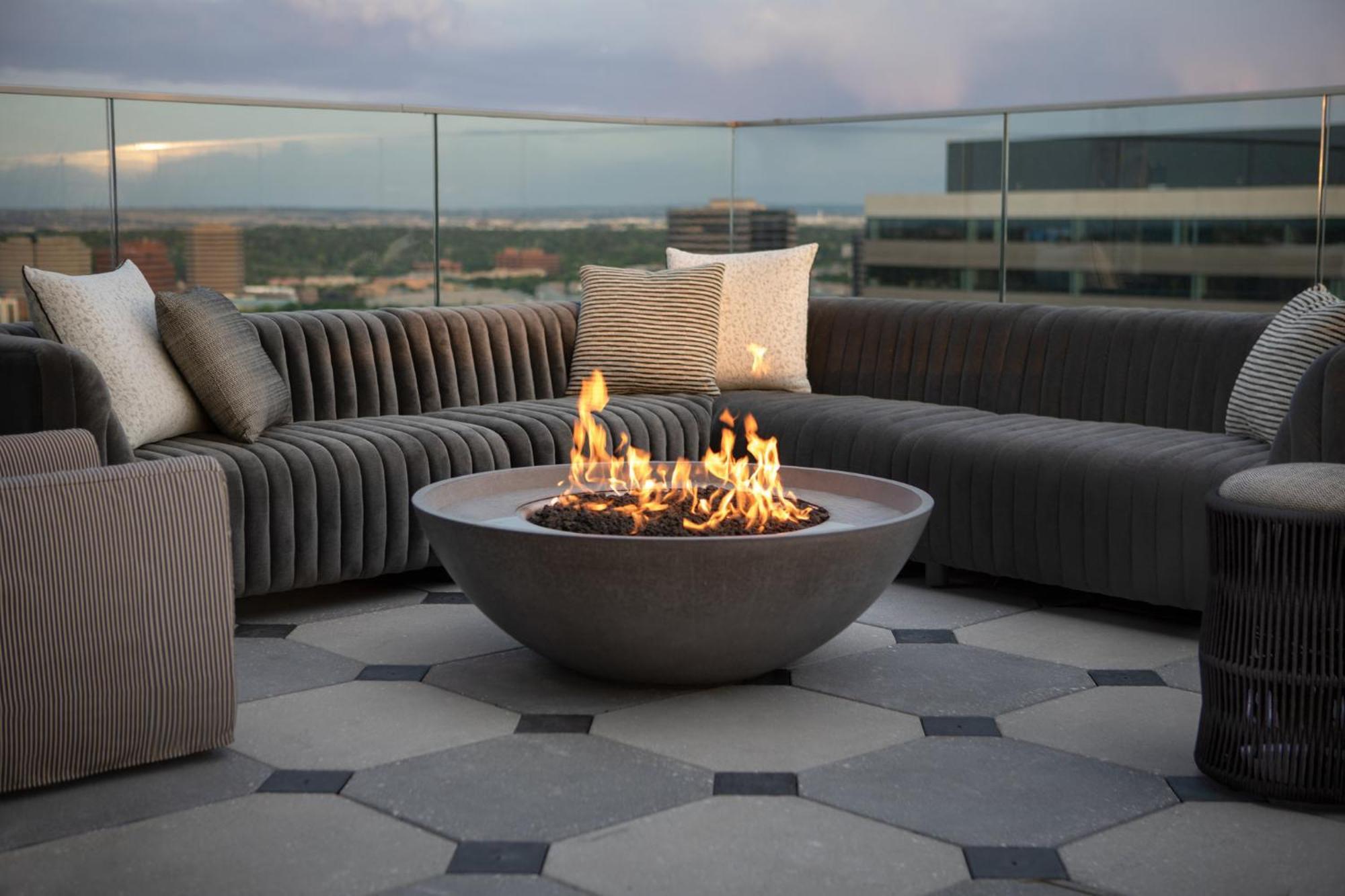 Kimpton Claret Hotel By Ihg Denver Exterior photo